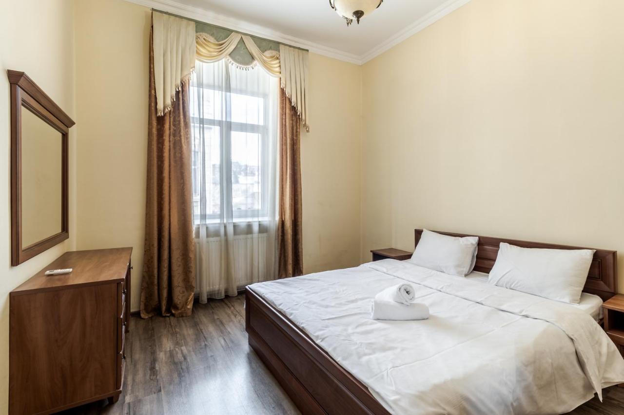 Fedorova Apartment Lviv Buitenkant foto