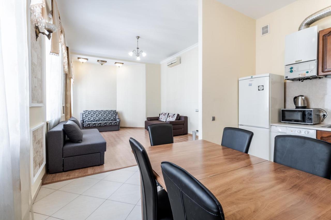 Fedorova Apartment Lviv Buitenkant foto
