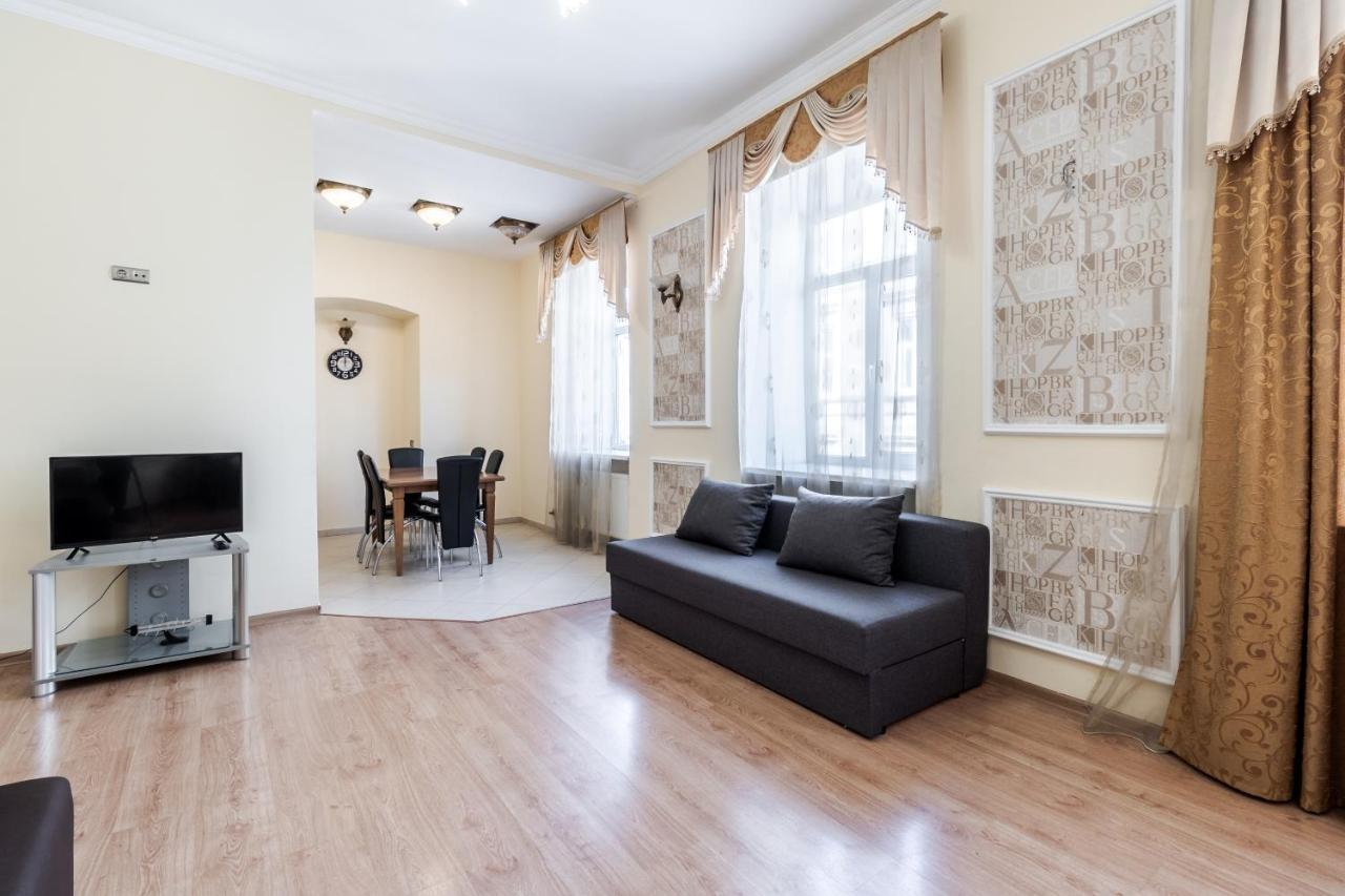 Fedorova Apartment Lviv Buitenkant foto