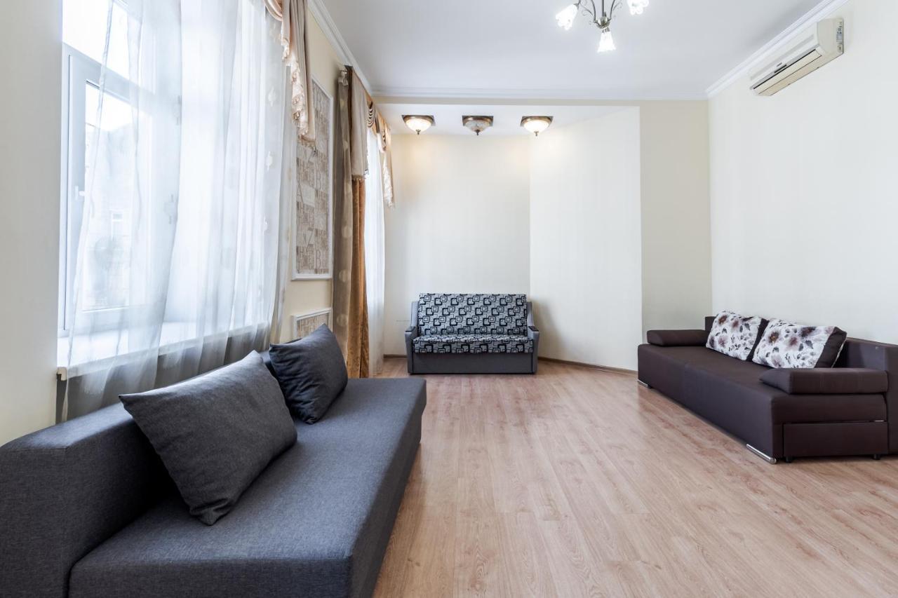 Fedorova Apartment Lviv Buitenkant foto